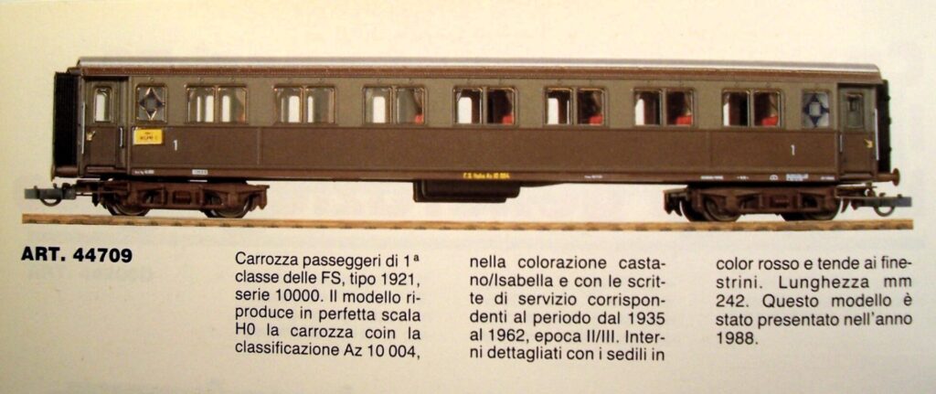 Immagine del modello della vettura Az 10.004 tratta dalla brochure <<ROCO by Gieffeci 1973-1989>> edito per i 150 anni delle ferrovie italiane.